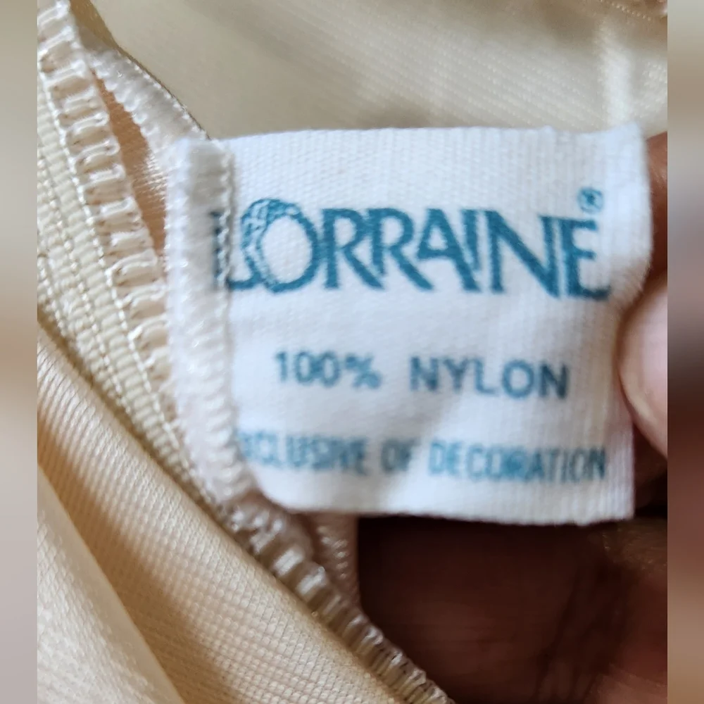 Vintage Lorraine beige slip skirt women's size Medium - Picture 5 of 6